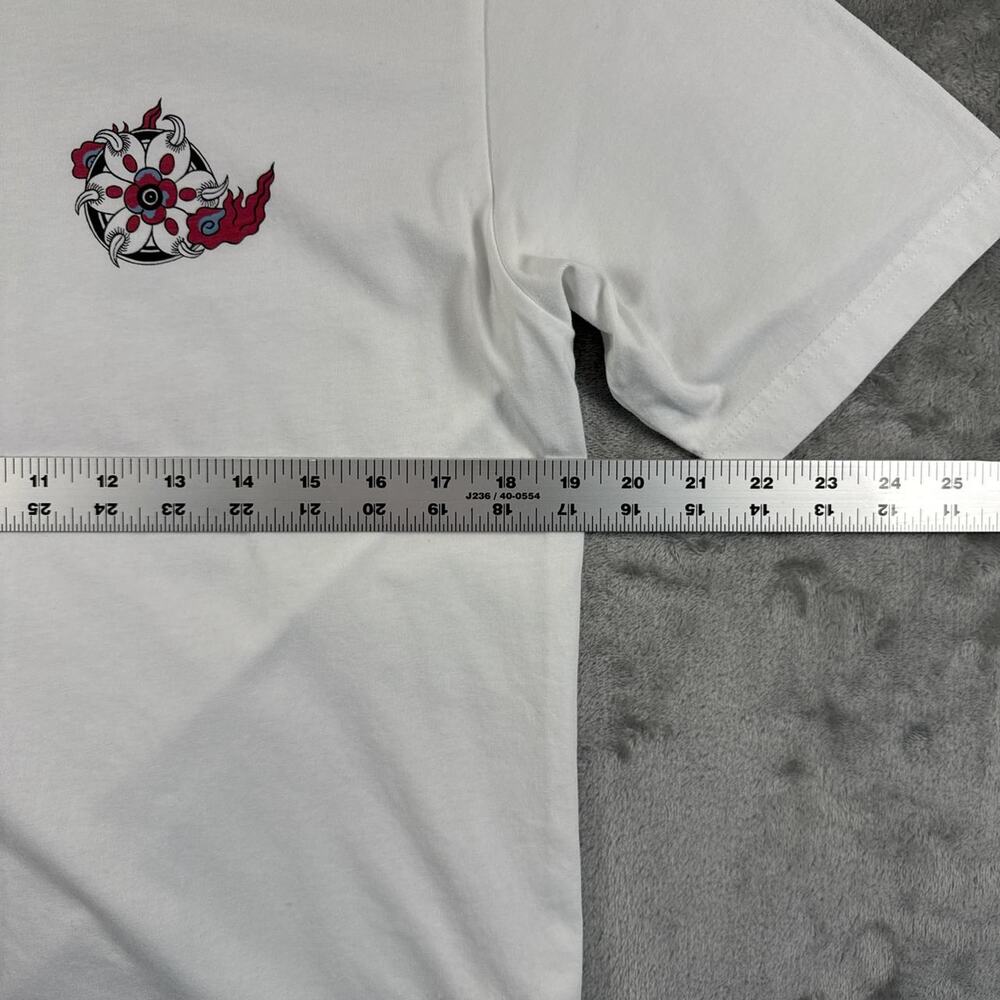 GU Ayako Ishiguro Neko Kasha Haunted Cat White Graphic T-shirt Size Medium - Picture 5 of 8